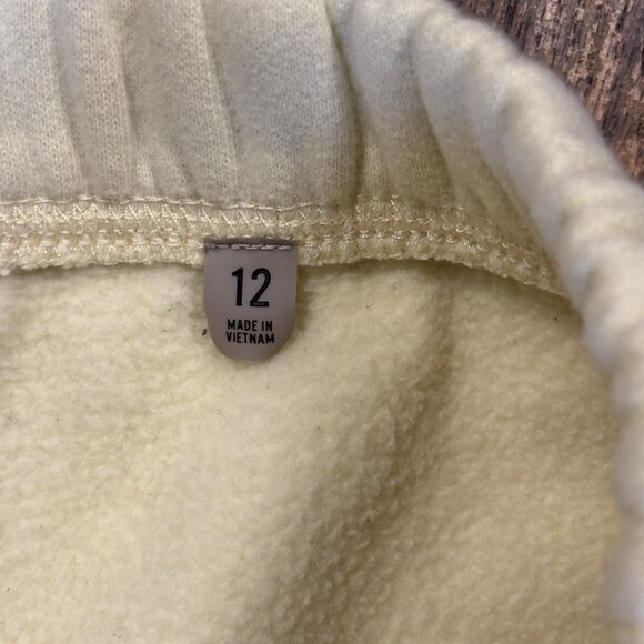 Essentials Fear Of God Shorts Kids Youth Size 12 Yellow Comfort Athletic - Picture 14 of 15